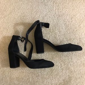 Tommy Hilfiger Black Elona Pumps with Ankle Strap